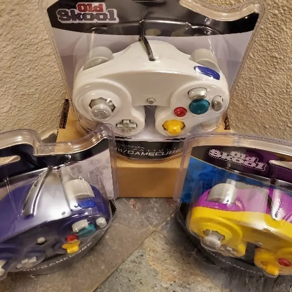 3 Gamecube Controllers - 3 Colors Bundle (NEW) - Purple Yellow White - Nintendo